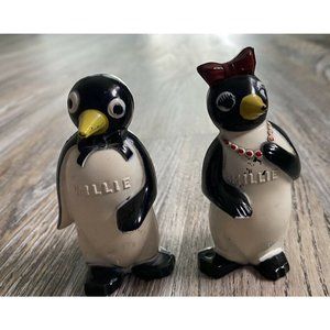 Vintage  F&F Willie & Millie Salt & Pepper Shakers Plastic 3.25”  Orig Stoppers